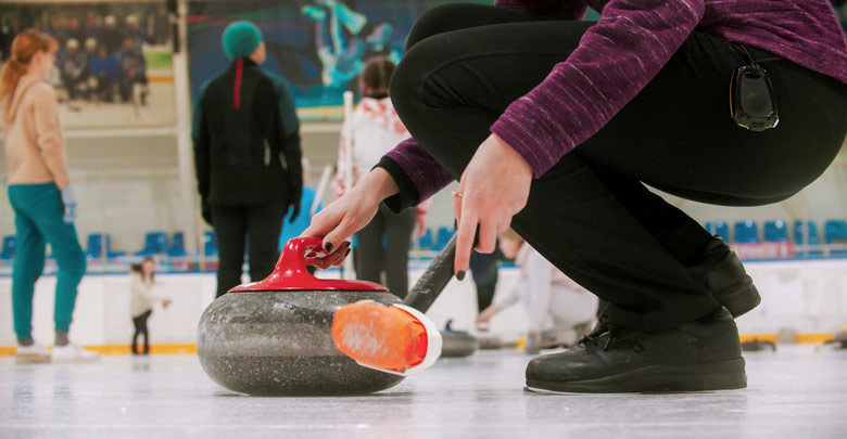 Photo of Oprema za curling: kamni, metla in čevlji